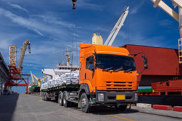 Demanda por serviços de transporte acumula queda de 2&amp;#44;5% em sete meses